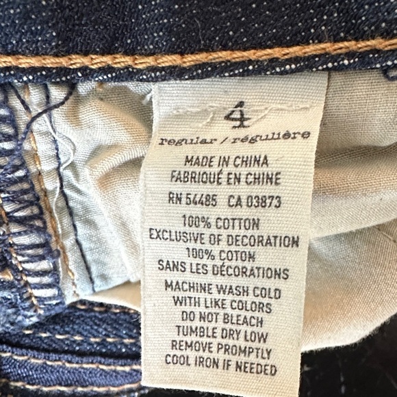 American Eagle Outfitters Dark Blue cropped Jeans - Picture 11 of 11